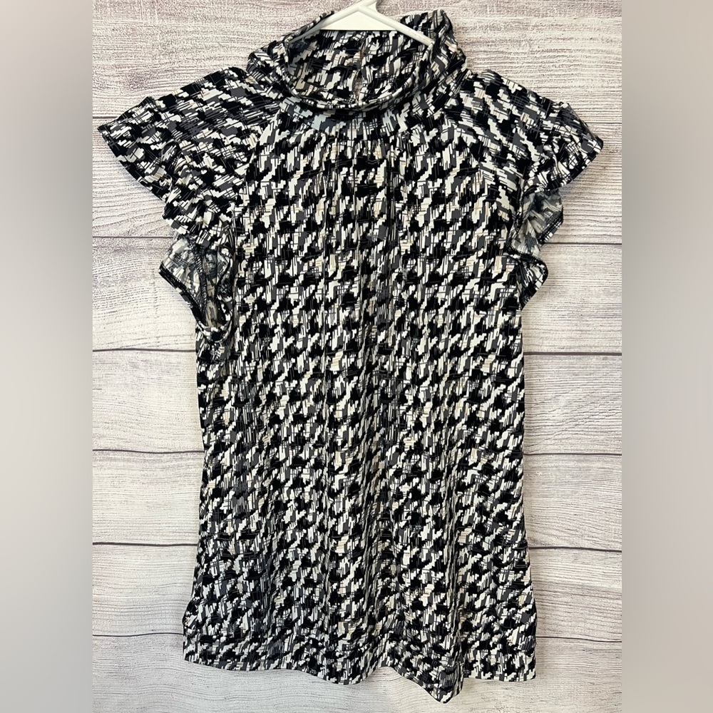 Worthington Stretch Women’s Medium Ruffle Sleeve Mock Neck Top Black White